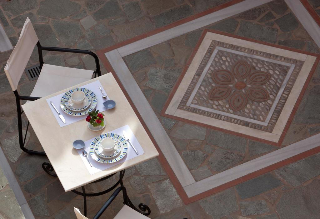 Theophano Art 3* Monemvasia