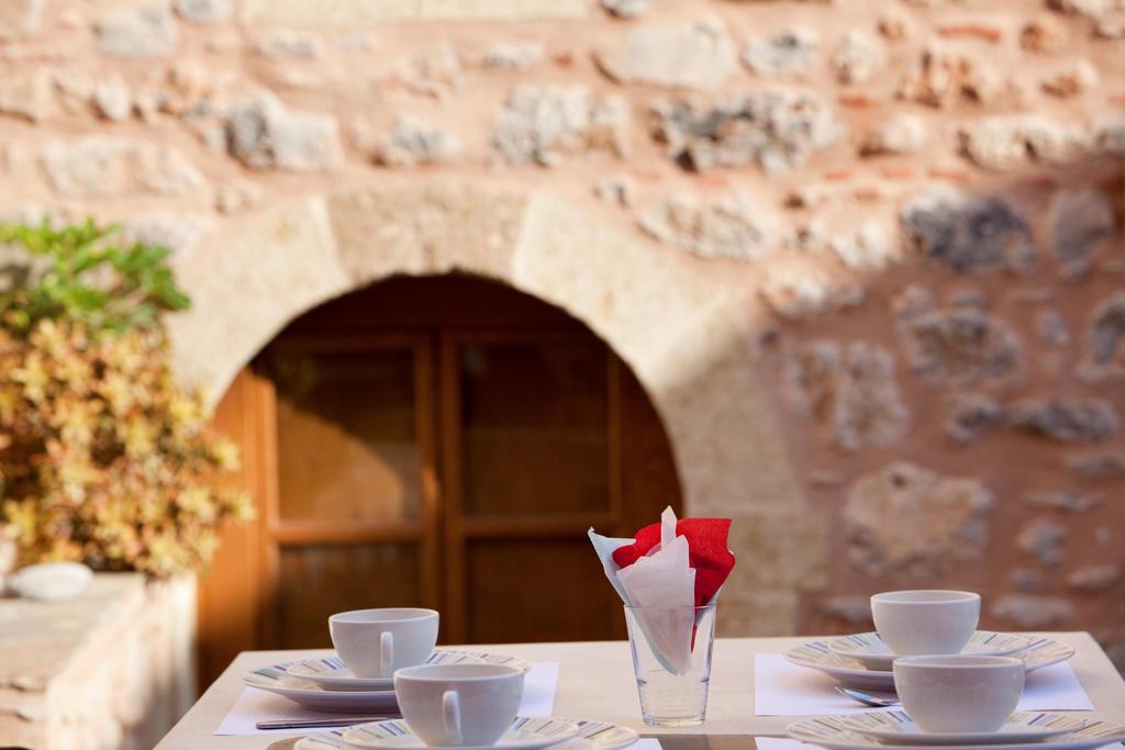 Guest house Theophano Art