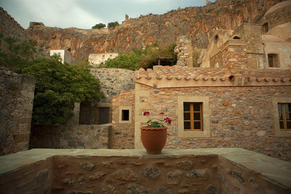 Theophano Art 3* Monemvasia