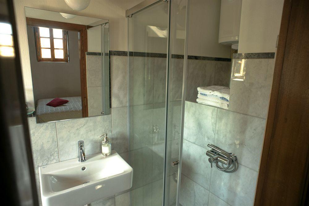 Guest house Theophano Art